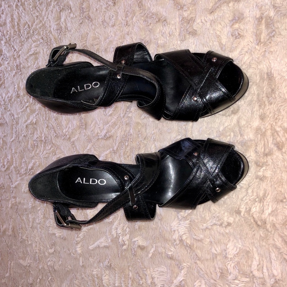 Aldo Platform Sandals - Picture 3 of 5